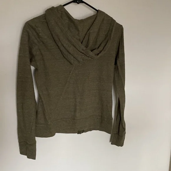 Light hoodie - Picture 2 of 2